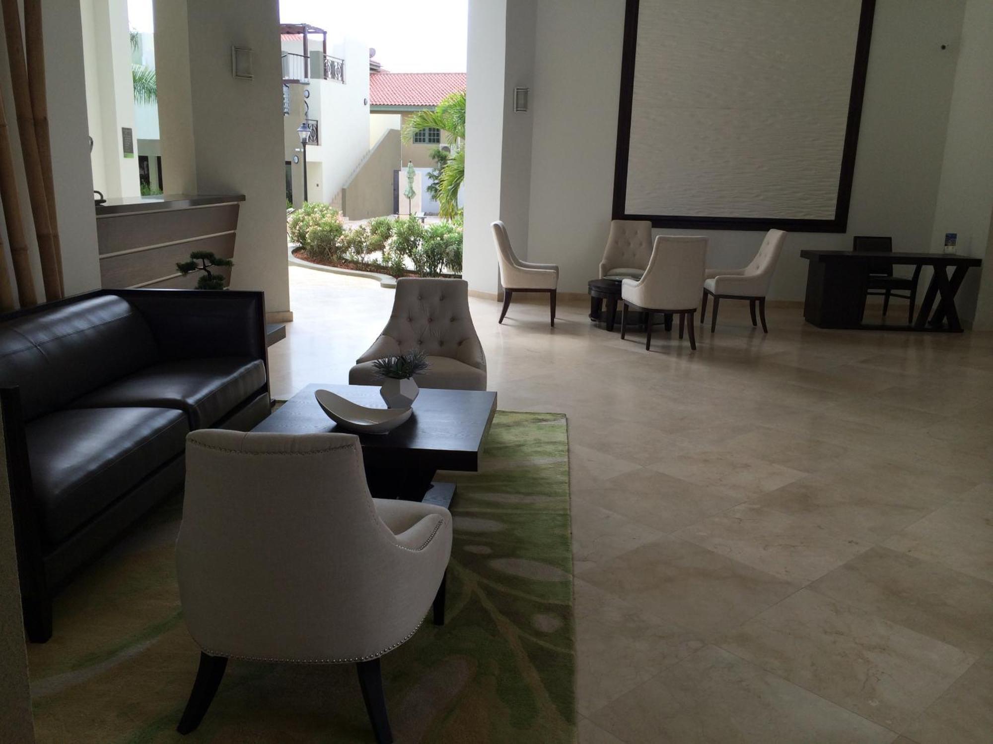 Palmaruba Condos Palm Beach Extérieur photo