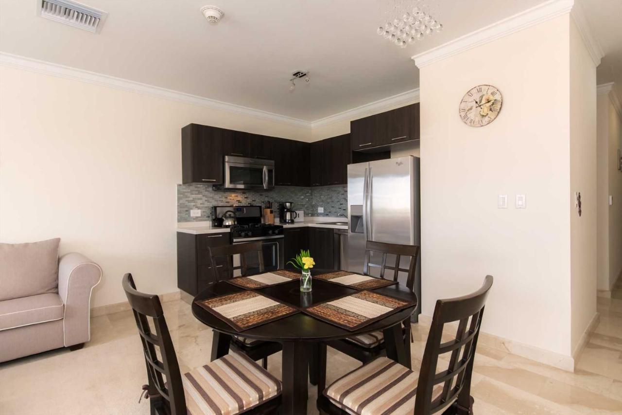 Palmaruba Condos Palm Beach Extérieur photo
