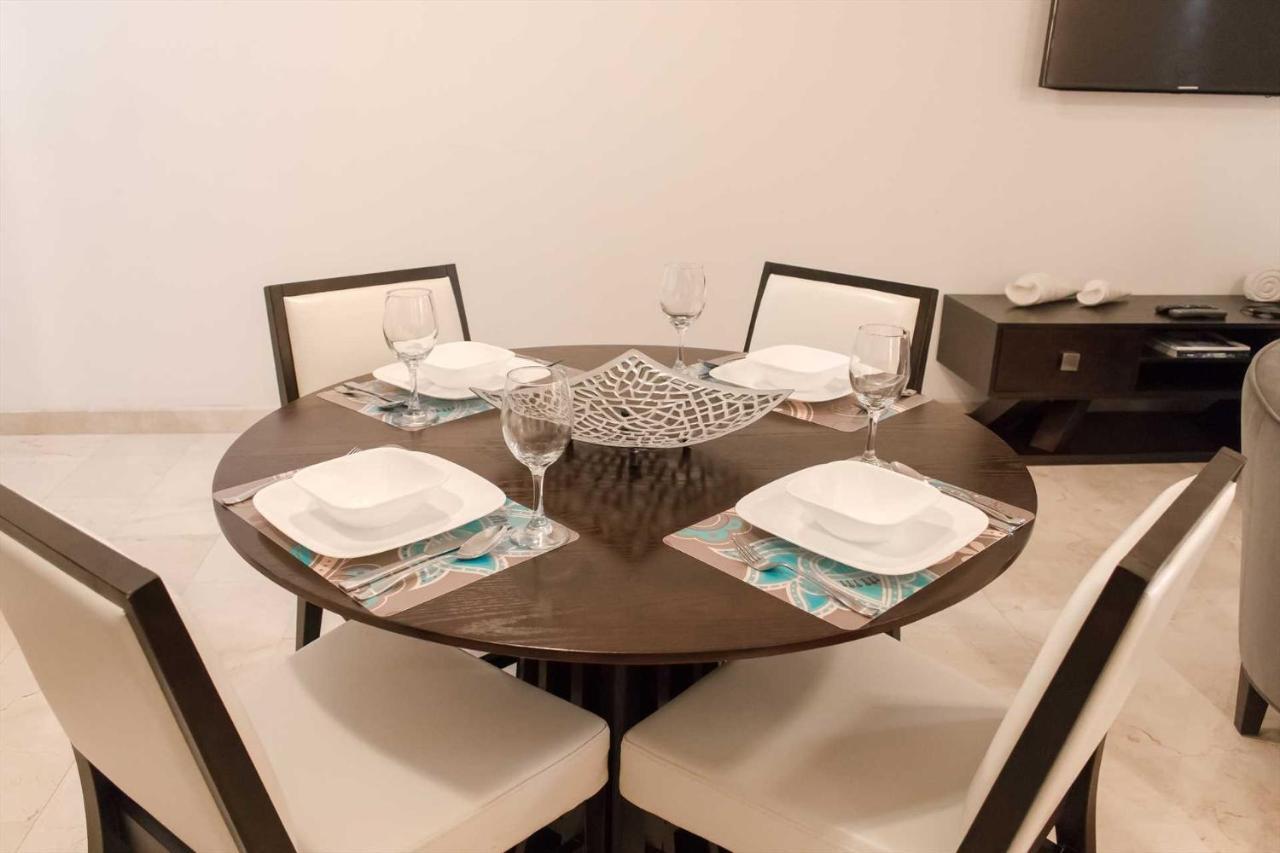 Palmaruba Condos Palm Beach Extérieur photo