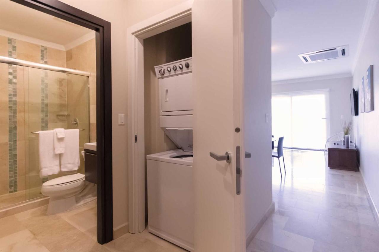 Palmaruba Condos Palm Beach Extérieur photo